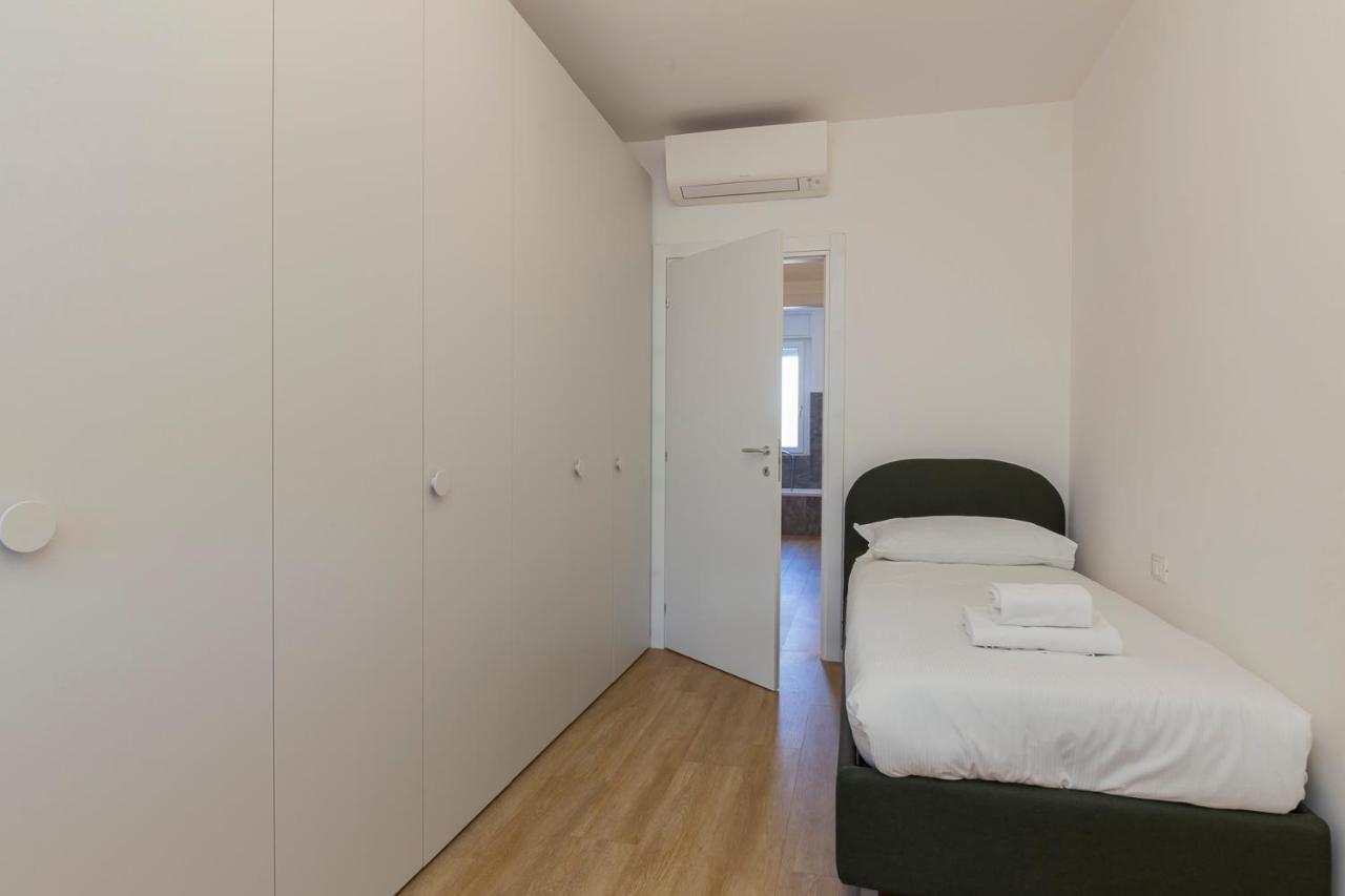 Luxury Apartment Near Navigli - Anemoni 5 Milan Exterior photo